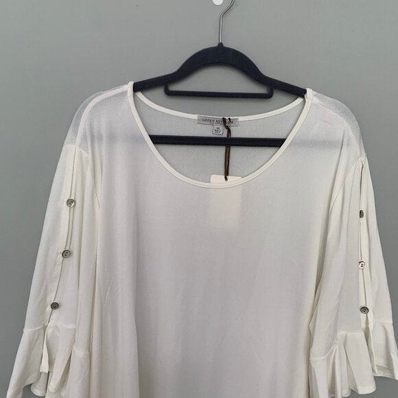 NEW Green Envelope white ruffle button sleeve detail stretchy pullover flowy top - Picture 3 of 10